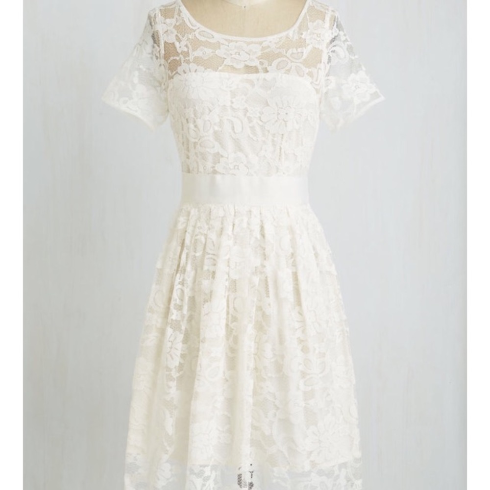 BB Dakota White Lace Dress